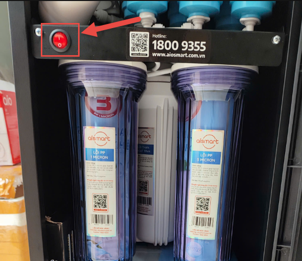 A close up of a water filter

Description automatically generated